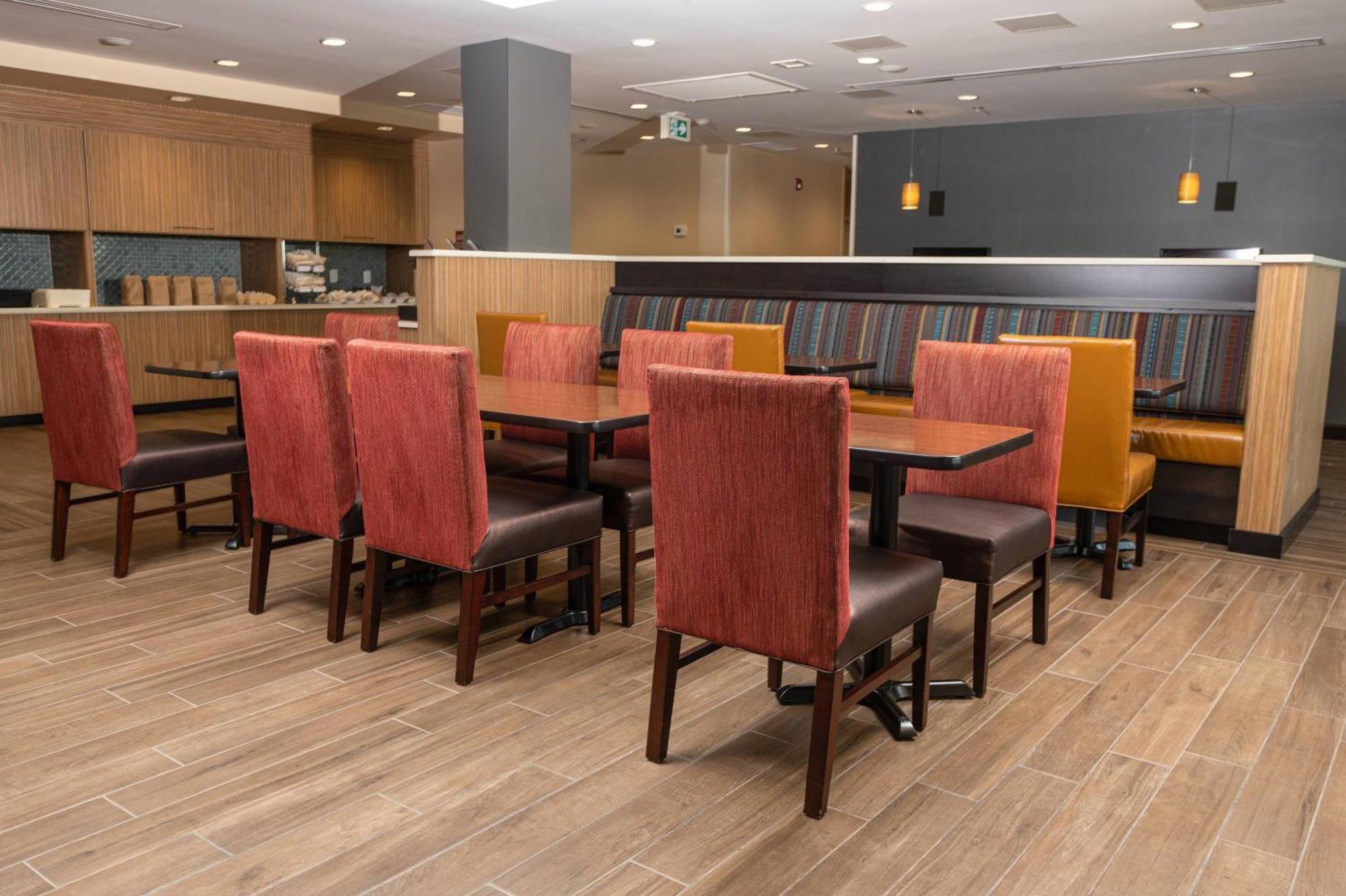 Towneplace Suites By Marriott Petawawa Exterior foto